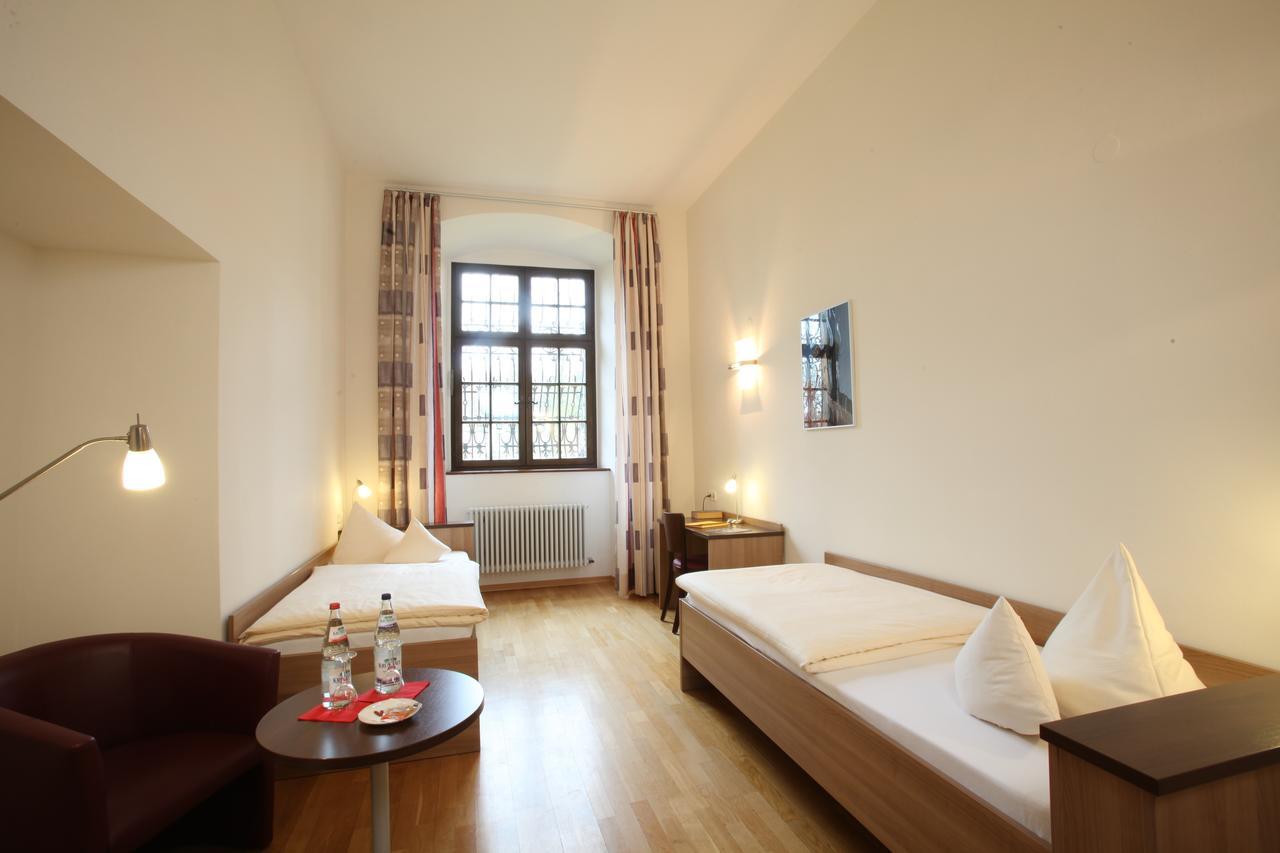 Kloster Obermarchtal Bagian luar foto